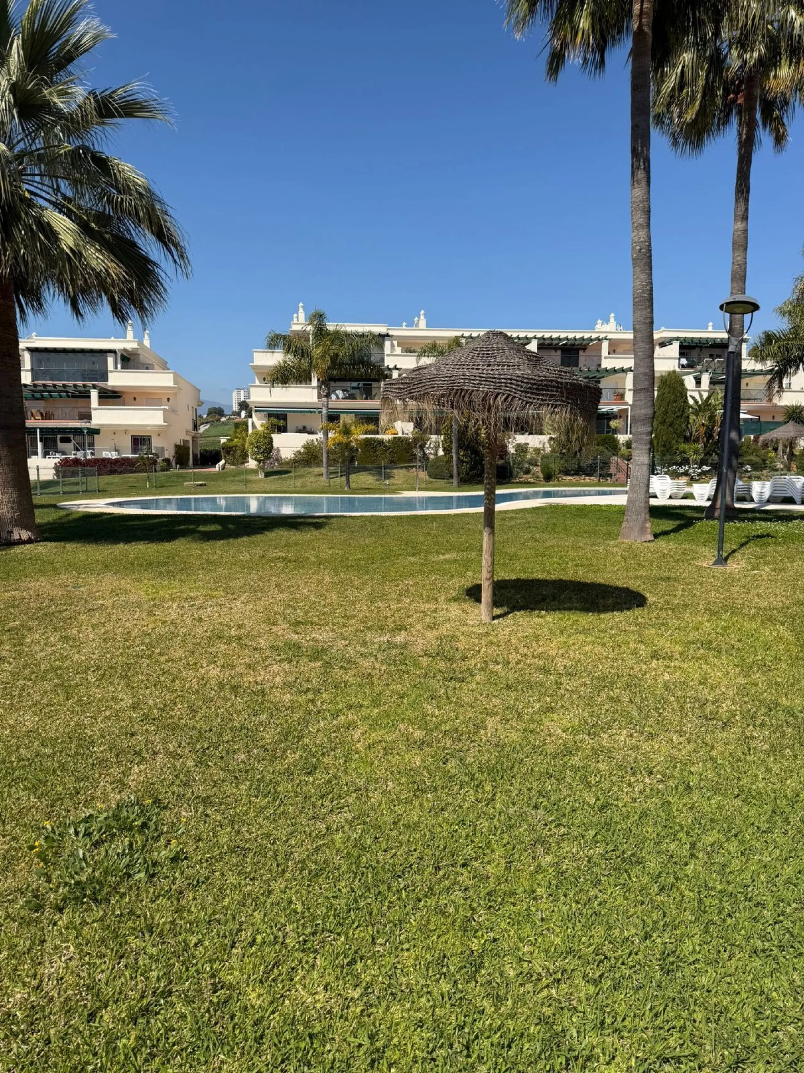Apartment - Penthouse в продаже в Marbella, Málaga. В доме 2 спален и 2 ванных комнат. Площадь дома 97 м²