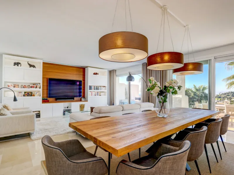 Renovated 3-bedroom duplex penthouse in exclusive gated community with sea & golf views in Marbella - Benahavis