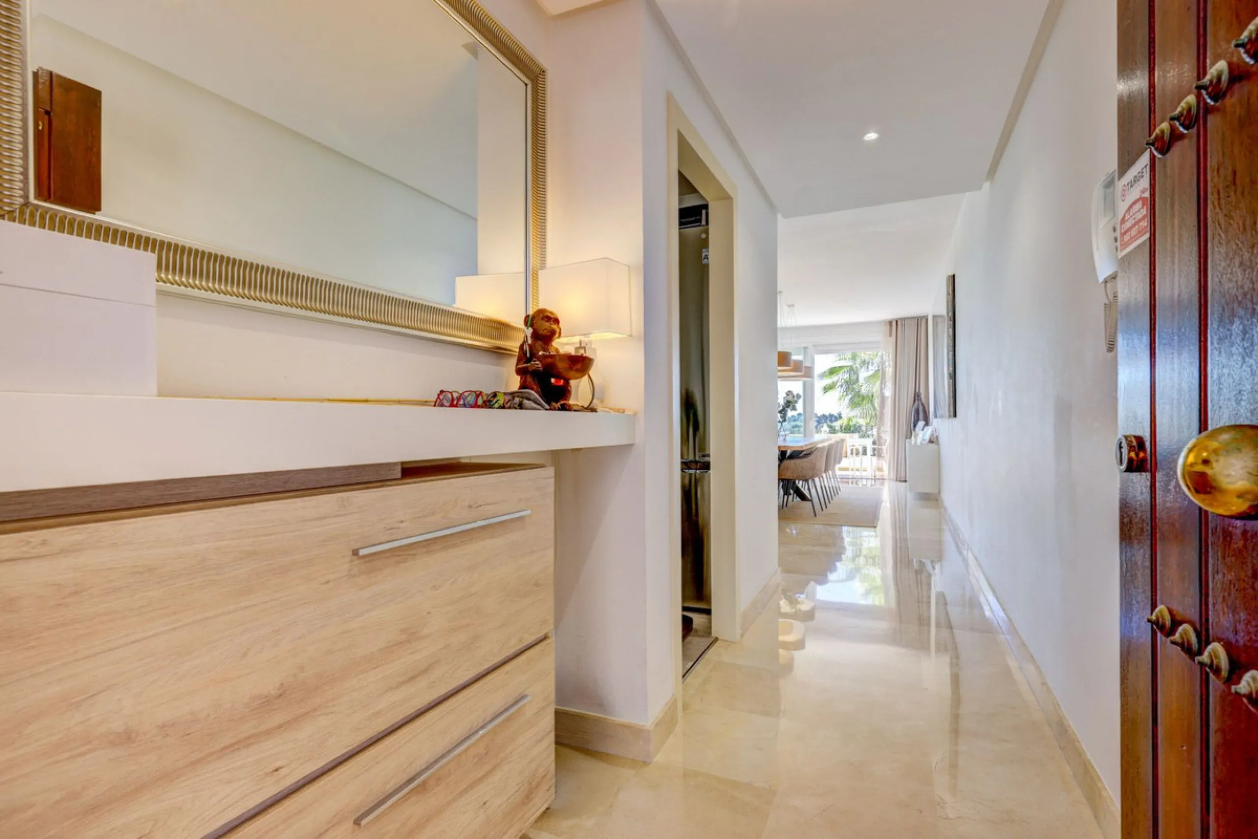 Renovated 3-bedroom duplex penthouse in exclusive gated community with sea & golf views in Marbella - Benahavis