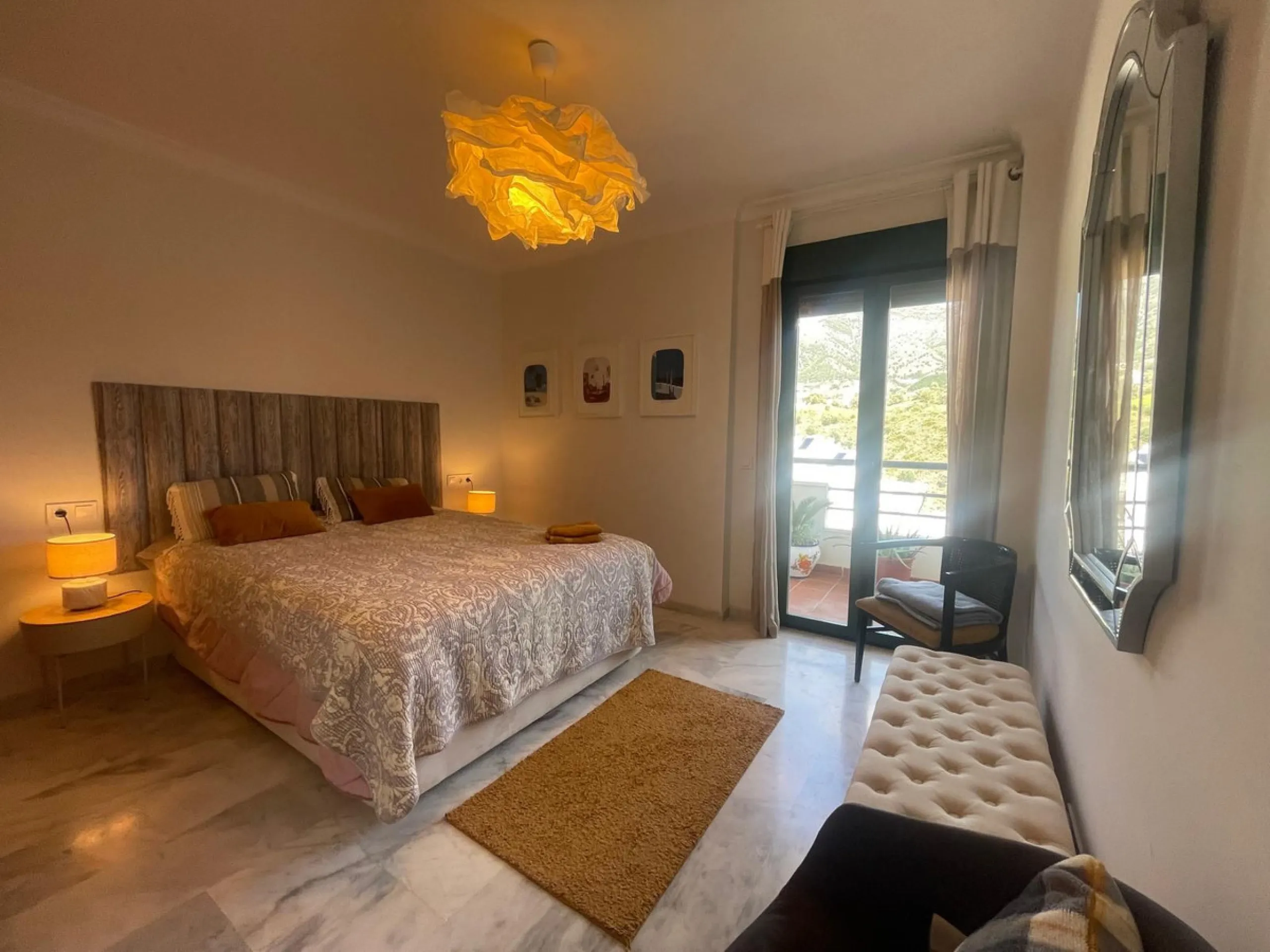 Tourist License Spacious 2-Bedroom Apartment in Torreblanca, Fuengirola