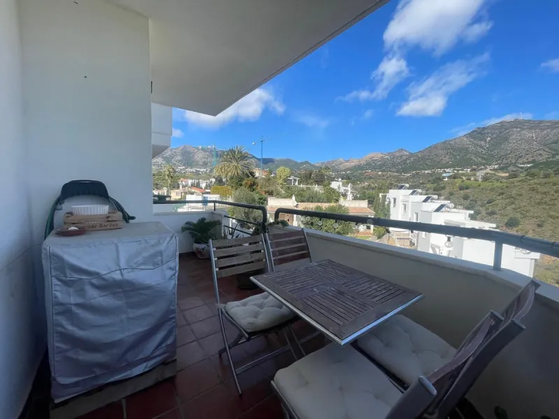 Tourist License Spacious 2-Bedroom Apartment in Torreblanca, Fuengirola