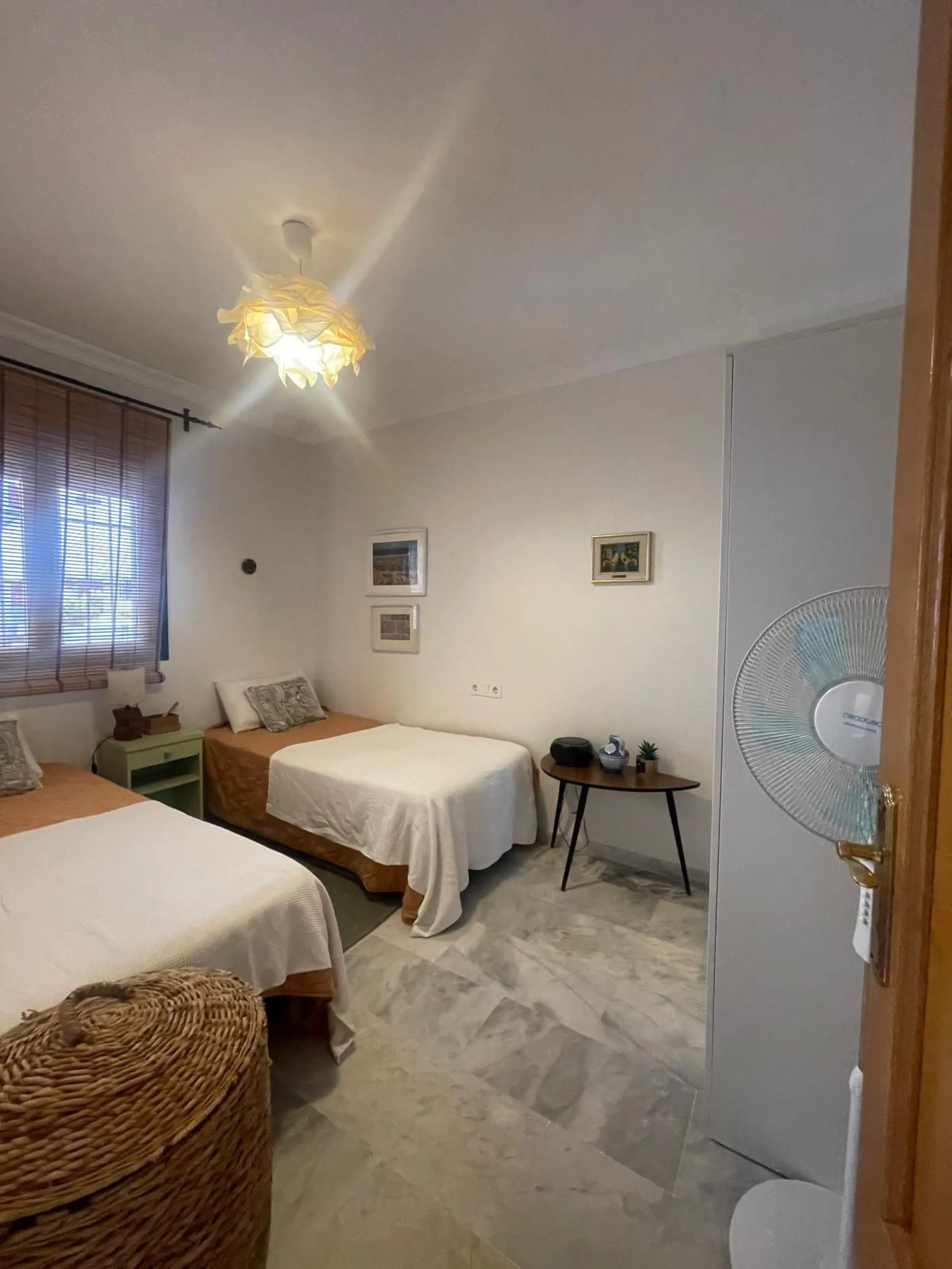 Tourist License Spacious 2-Bedroom Apartment in Torreblanca, Fuengirola