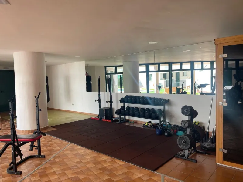Tourist License Spacious 2-Bedroom Apartment in Torreblanca, Fuengirola