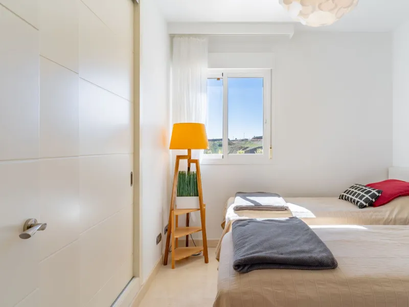 PROPERTY HIGHLIGHTS: