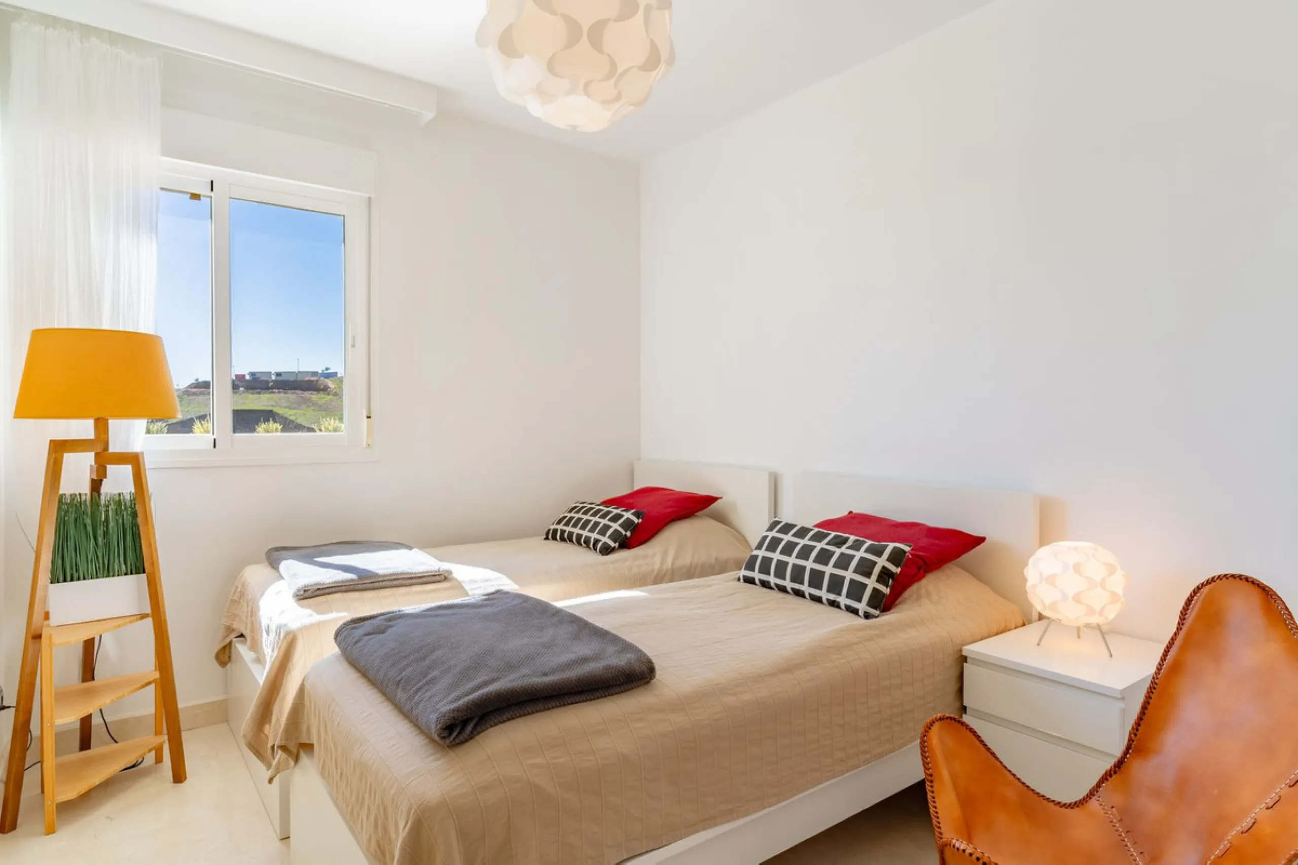 PROPERTY HIGHLIGHTS: