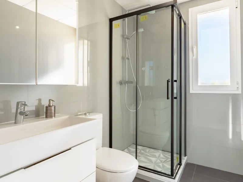 PROPERTY HIGHLIGHTS: