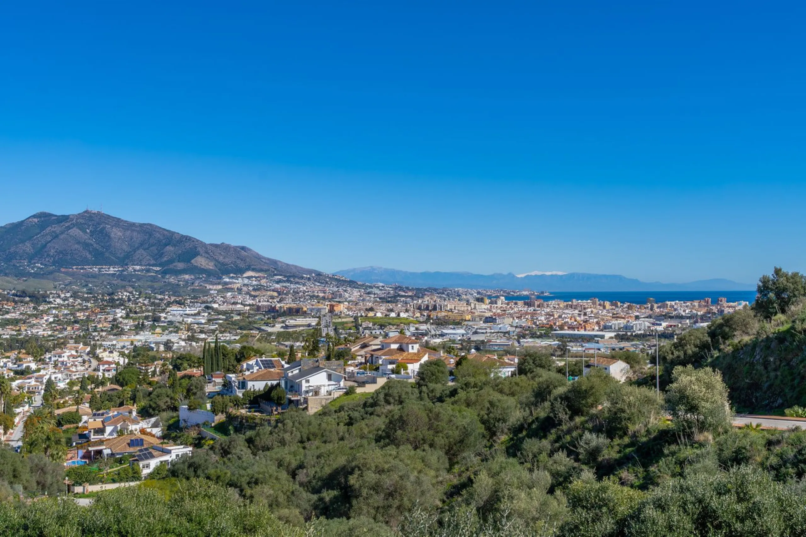 PROPERTY HIGHLIGHTS: