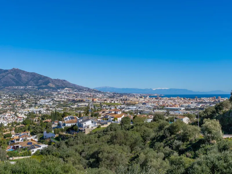 PROPERTY HIGHLIGHTS: