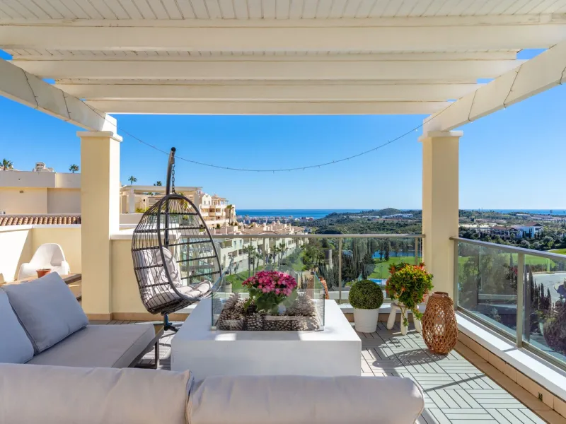 PROPERTY HIGHLIGHTS: