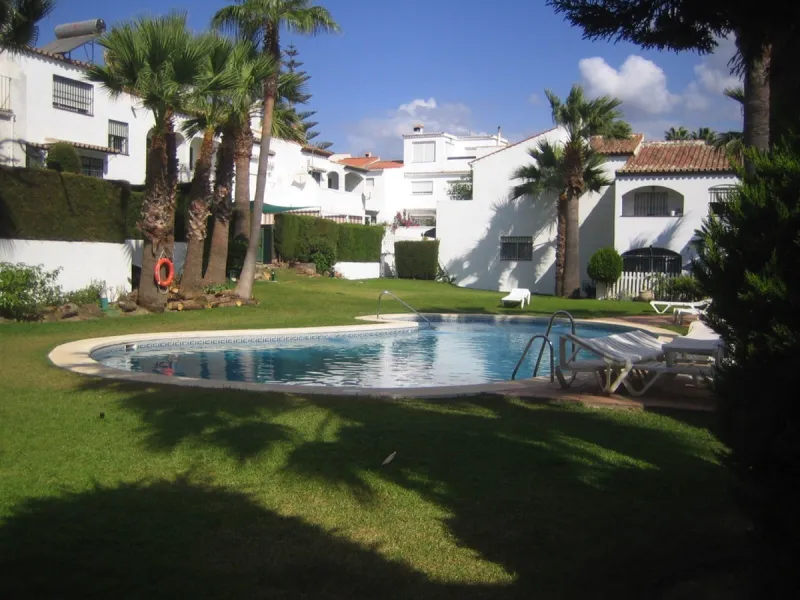 Charming 3-Bedroom Townhouse with Private Garden & BBQ in Bel Air, New Golden Mile, Estepona