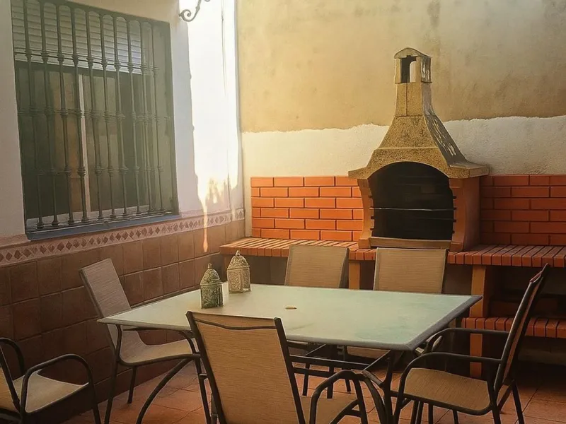Charming 3-Bedroom Townhouse with Private Garden & BBQ in Bel Air, New Golden Mile, Estepona