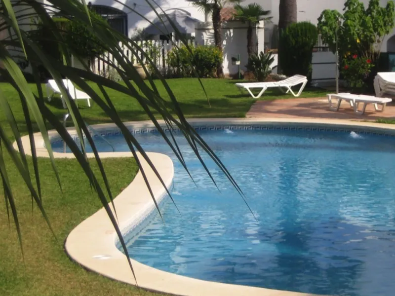 Charming 3-Bedroom Townhouse with Private Garden & BBQ in Bel Air, New Golden Mile, Estepona