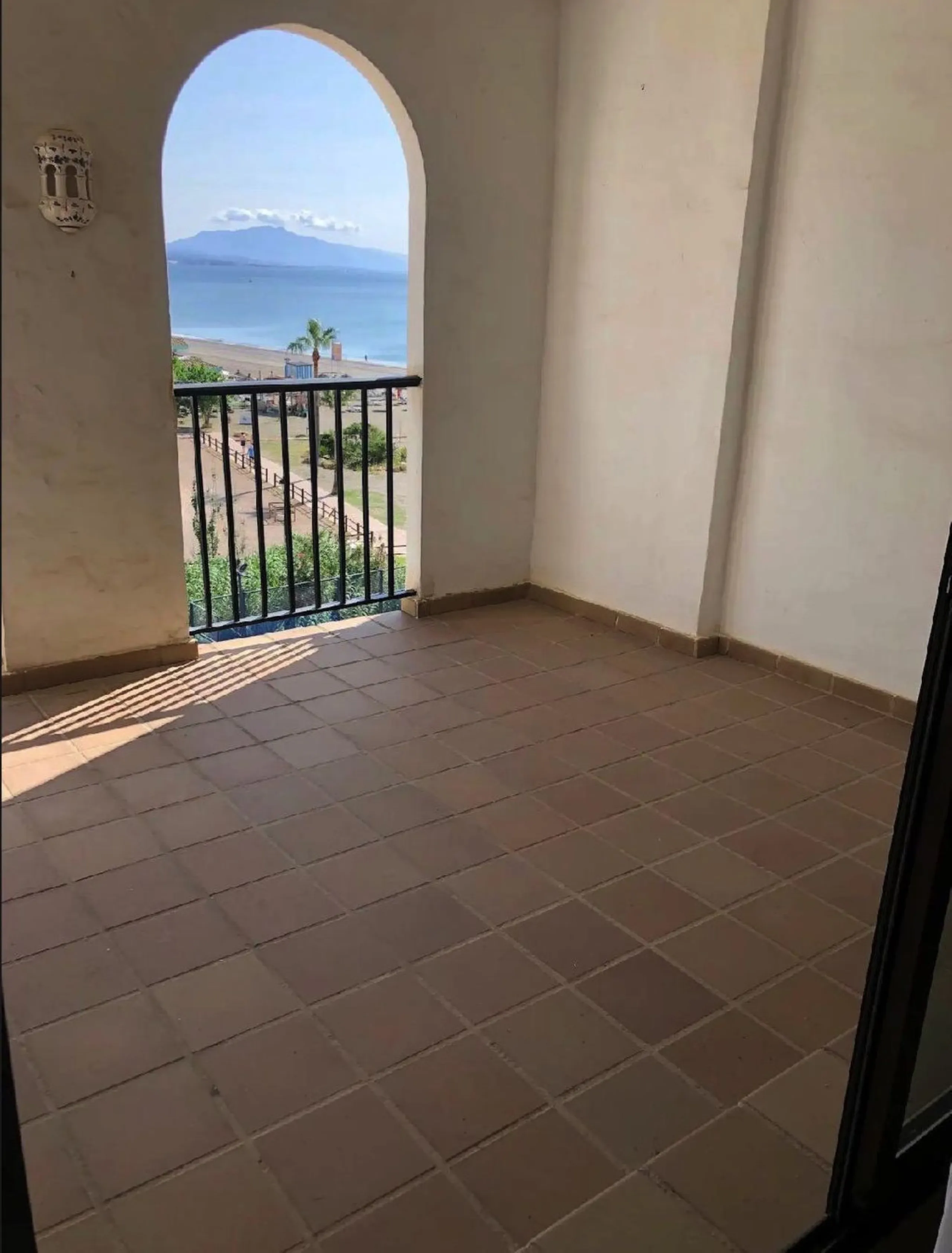 Magnificent Frontline Beach Apartment with Sea Views in Marina de la Duquesa, Manilva – Luxury Resort Living on the Costa del Sol!