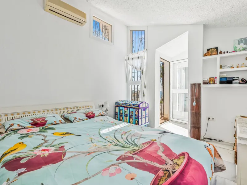 Discover this stunning 3-bedroom coastal home in the highly sought-after Bahía de Casares, where breathtaking sea and beach views create the perfect backdrop for everyday life. From the terrace of the lower living room, you can enjoy sights stretching acr