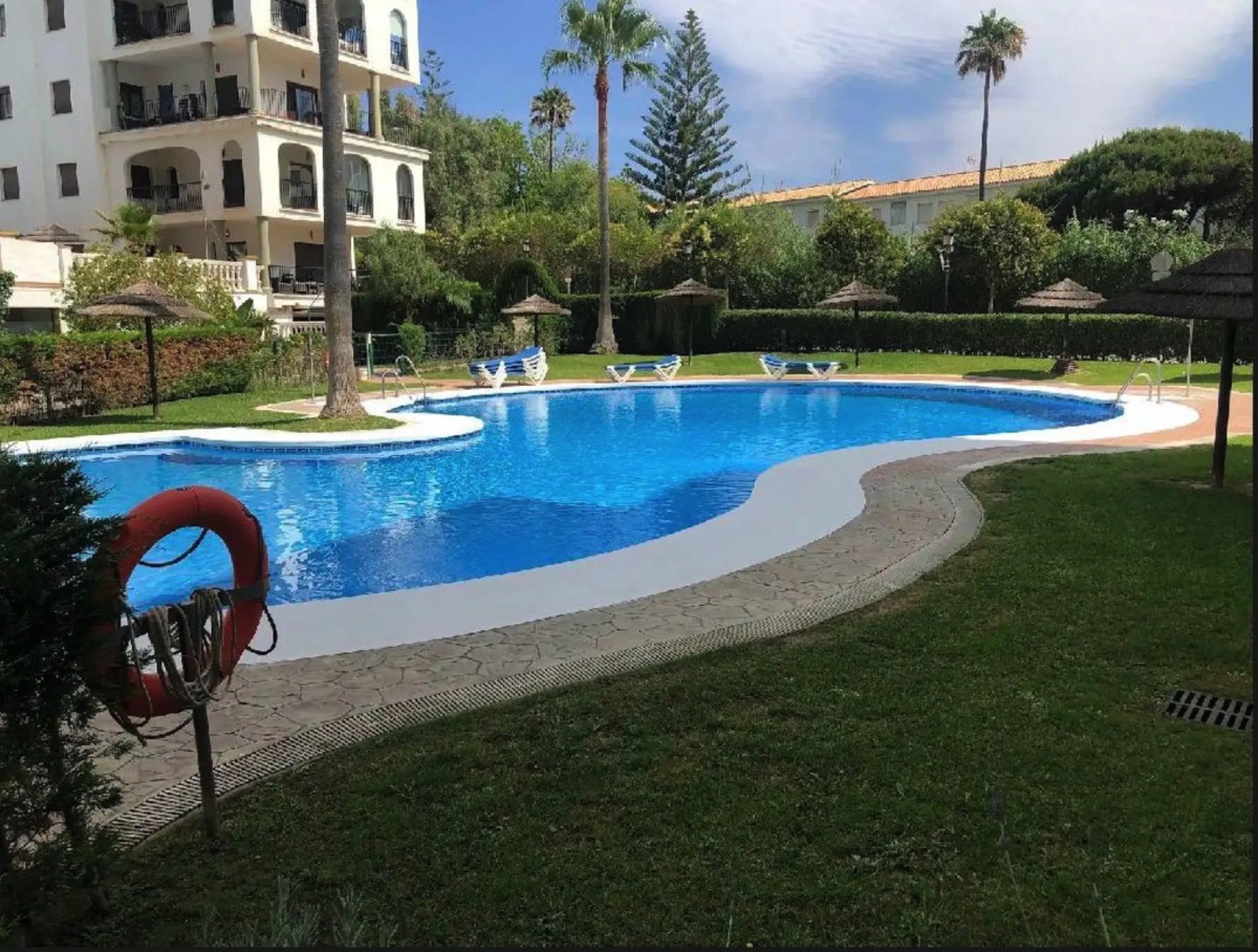 Magnificent Frontline Beach Apartment with Sea Views in Marina de la Duquesa, Manilva – Luxury Resort Living on the Costa del Sol!