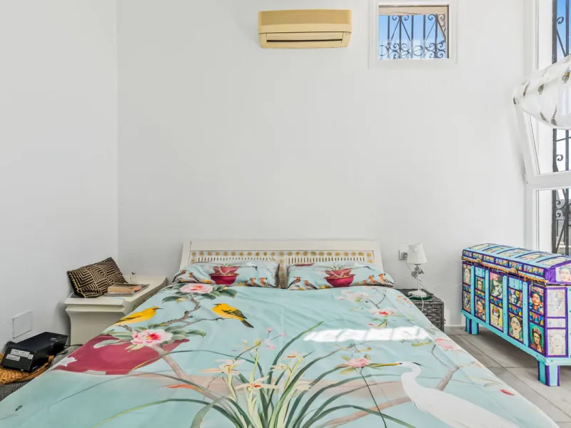 Discover this stunning 3-bedroom coastal home in the highly sought-after Bahía de Casares, where breathtaking sea and beach views create the perfect backdrop for everyday life. From the terrace of the lower living room, you can enjoy sights stretching acr