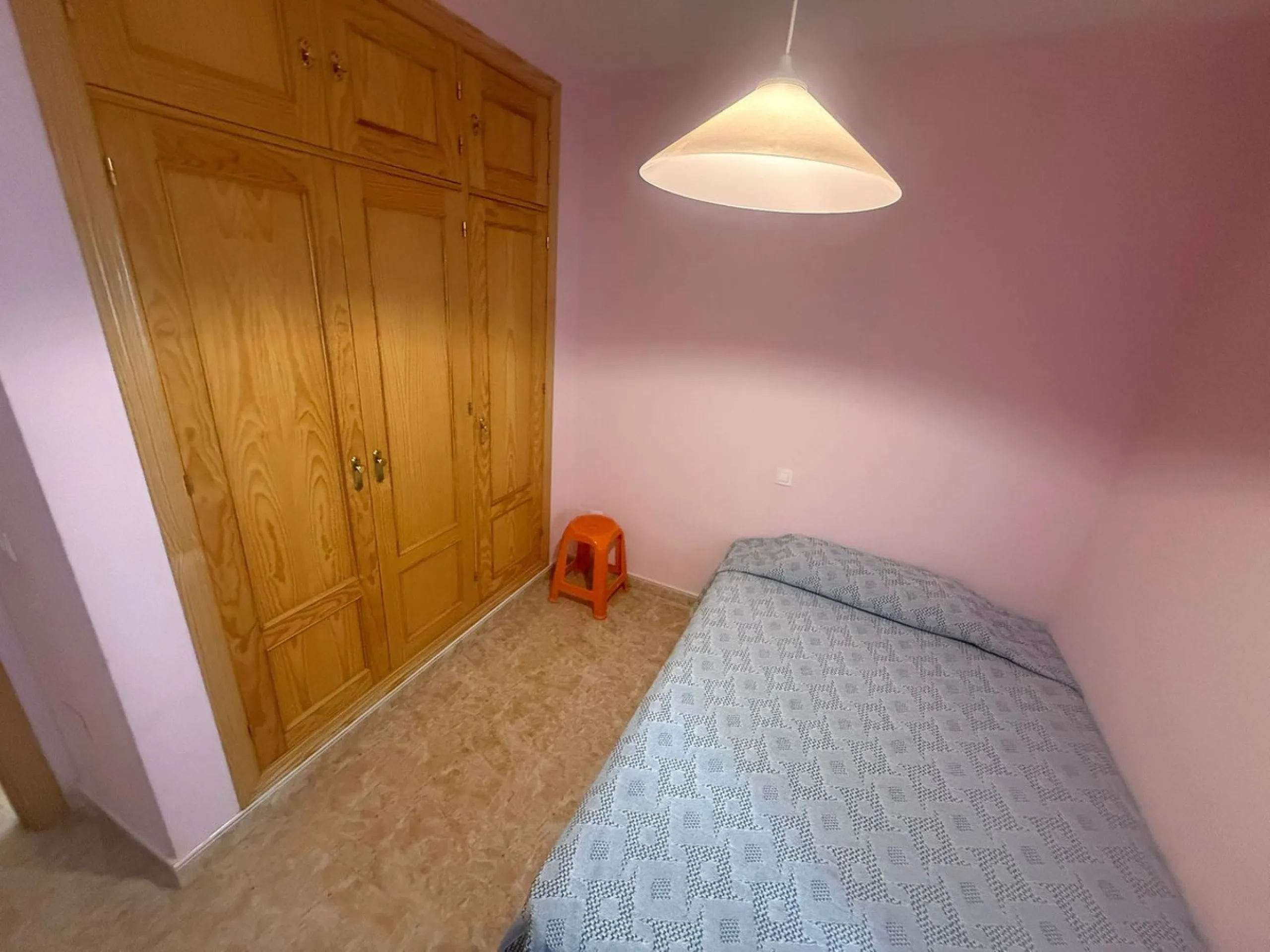 Bright South-Facing 3-Bedroom Apartment – Just Steps from the Beach & Marina, Puerto de Estepona