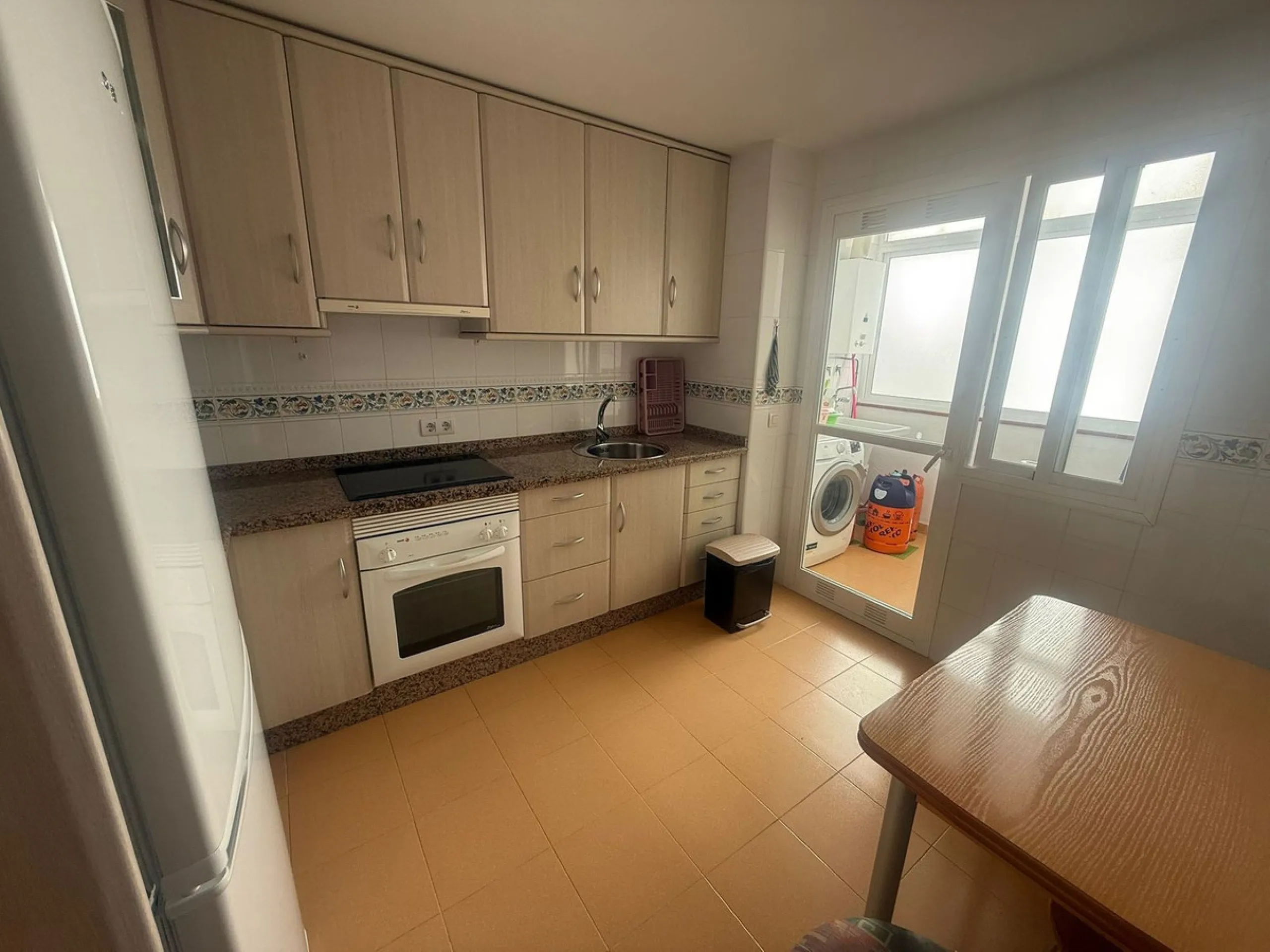 Bright South-Facing 3-Bedroom Apartment – Just Steps from the Beach & Marina, Puerto de Estepona