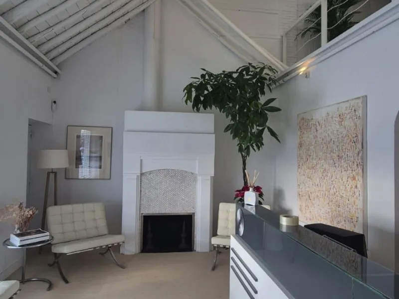 Exceptional Detached House in San Pedro Pueblo, Marbella – Prime Investment Opportunity on Bulevar San Pedro Alcántara with High Development Potential