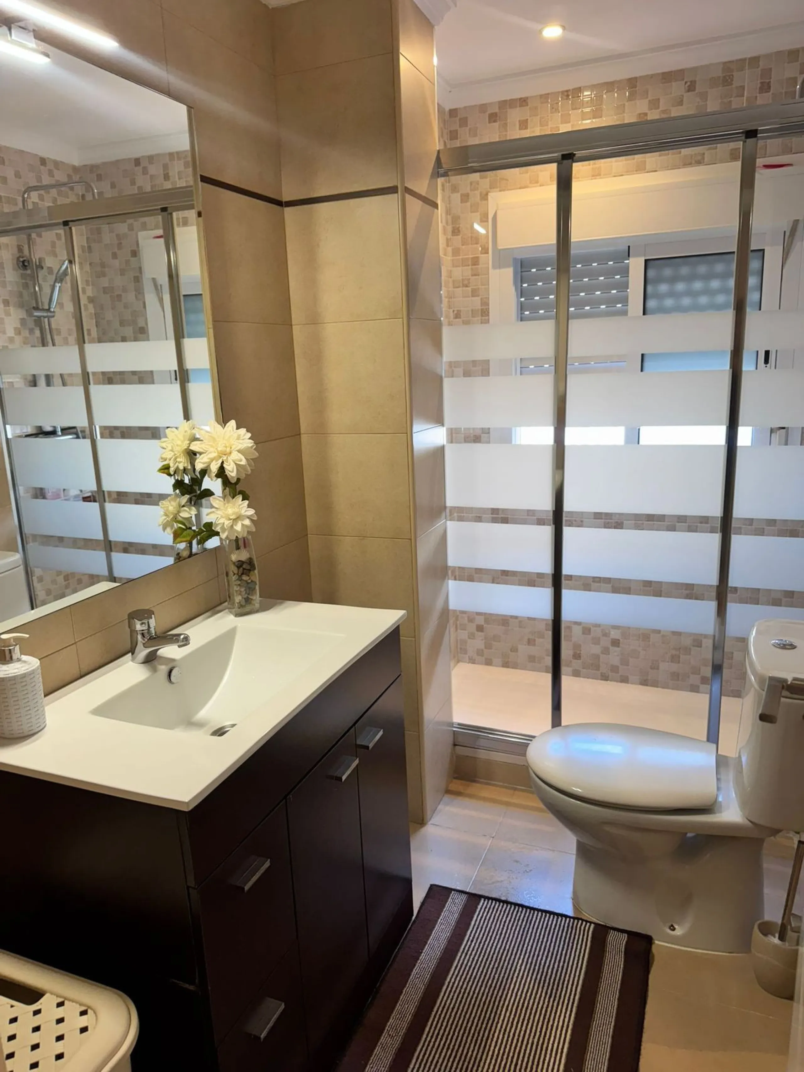 Charming 7th-Floor Apartment with Pleasant Views in Plaza de Toros, Marbella – Move-In Ready with Furniture Included!
