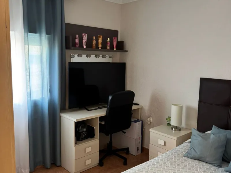 Charming 7th-Floor Apartment with Pleasant Views in Plaza de Toros, Marbella – Move-In Ready with Furniture Included!