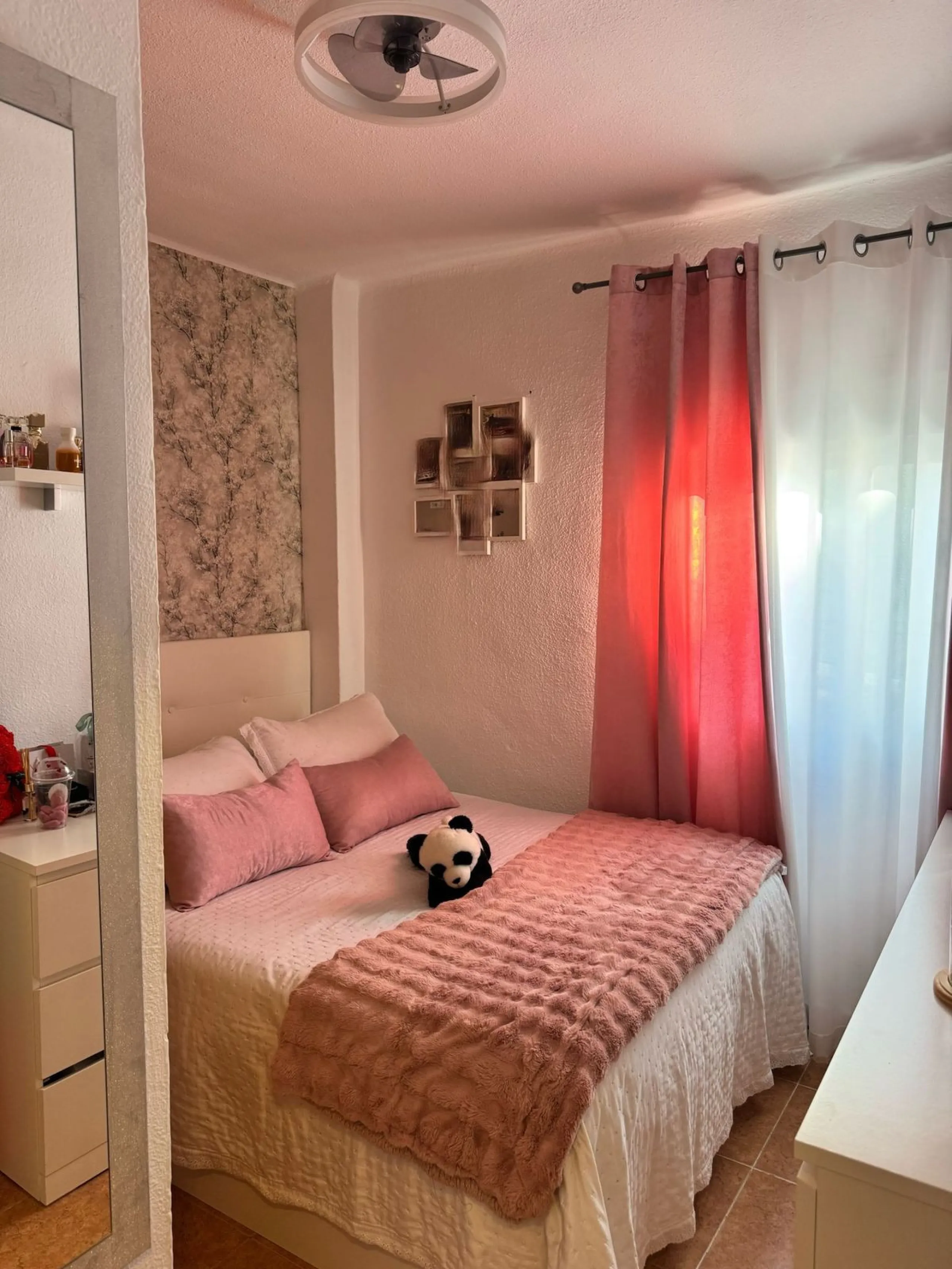 Charming 7th-Floor Apartment with Pleasant Views in Plaza de Toros, Marbella – Move-In Ready with Furniture Included!
