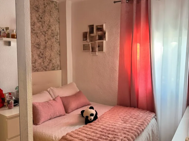 Charming 7th-Floor Apartment with Pleasant Views in Plaza de Toros, Marbella – Move-In Ready with Furniture Included!