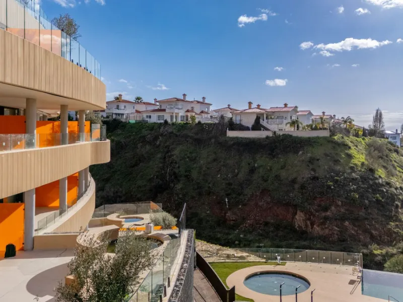 Discover Life at Reserva del Higuerón