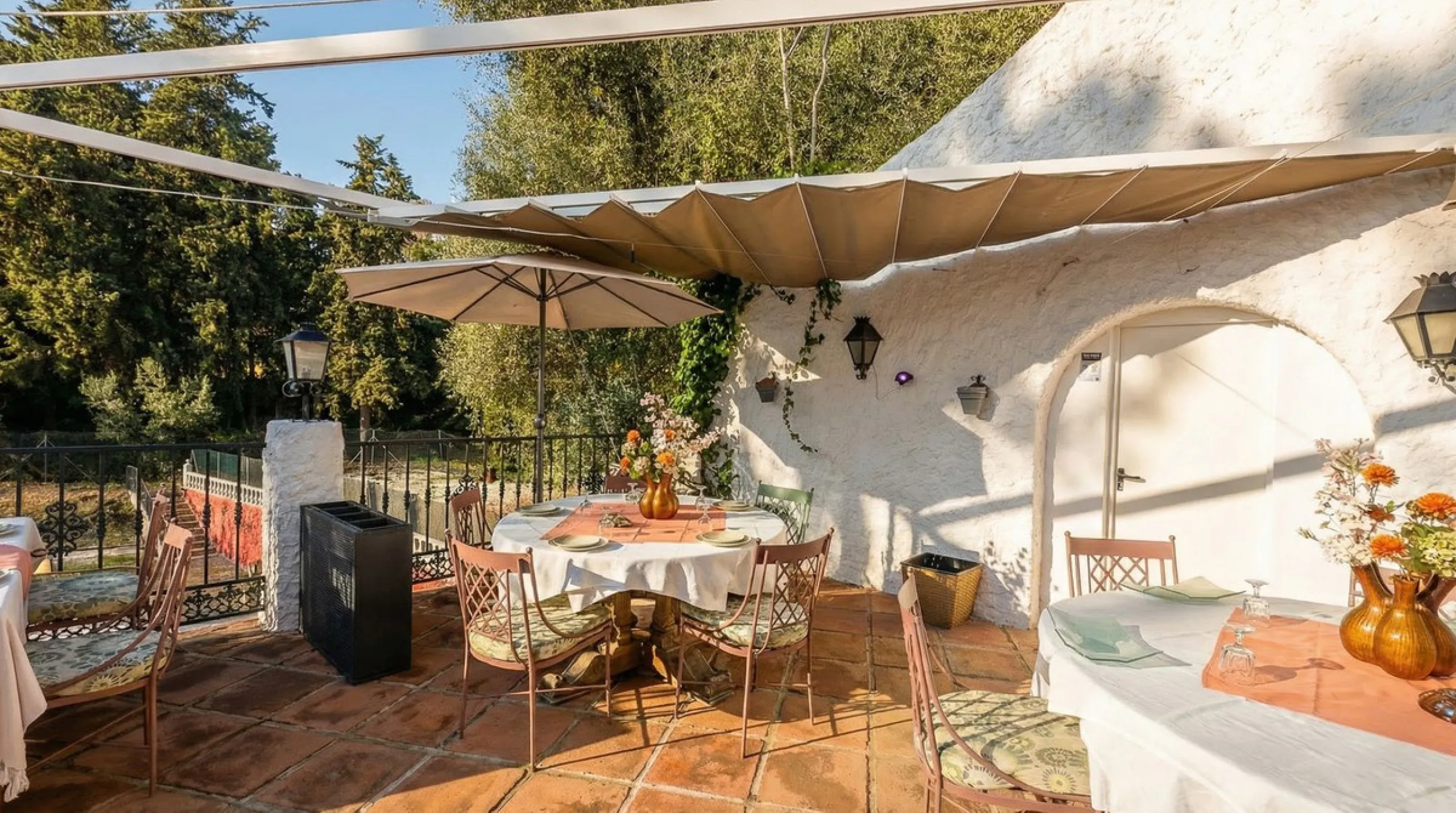 Restaurant and Apartment for Sale – An Exceptional Investment Opportunity on the Costa del Sol