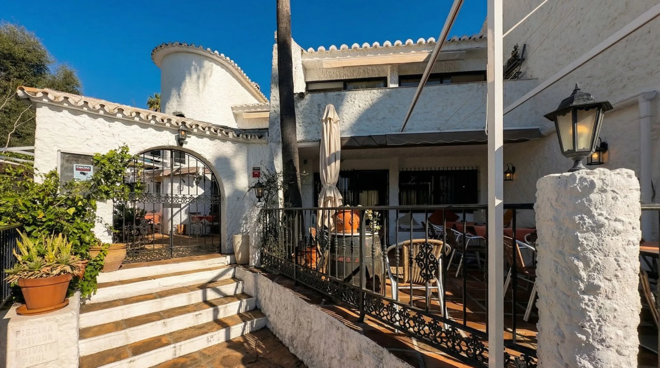 Restaurant and Apartment for Sale – An Exceptional Investment Opportunity on the Costa del Sol