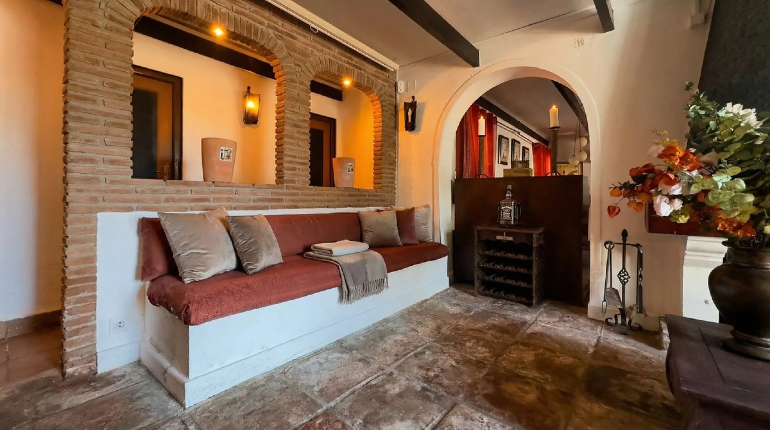 Restaurant and Apartment for Sale – An Exceptional Investment Opportunity on the Costa del Sol
