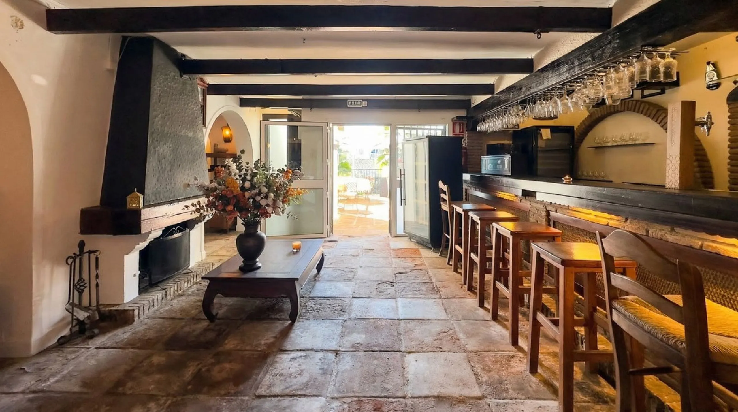 Restaurant and Apartment for Sale – An Exceptional Investment Opportunity on the Costa del Sol