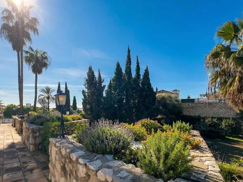 Restaurant and Apartment for Sale – An Exceptional Investment Opportunity on the Costa del Sol