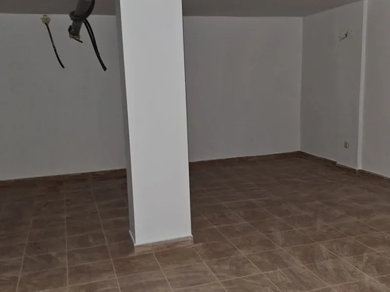 House - Townhouse в продаже в Casares, Málaga. В доме 3 спален и 2 ванных комнат. Площадь дома 237 м²