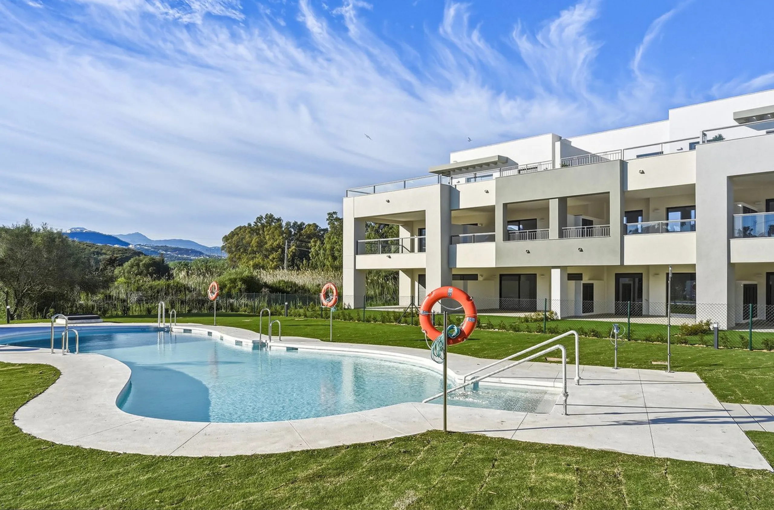 Modern 3-Bedroom Corner Apartment with West Orientation in Casares Beach