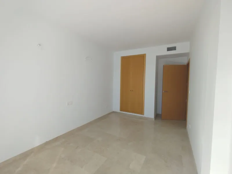 House - Townhouse в продаже в Casares, Málaga. В доме 3 спален и 3 ванных комнат. Площадь дома 266 м²
