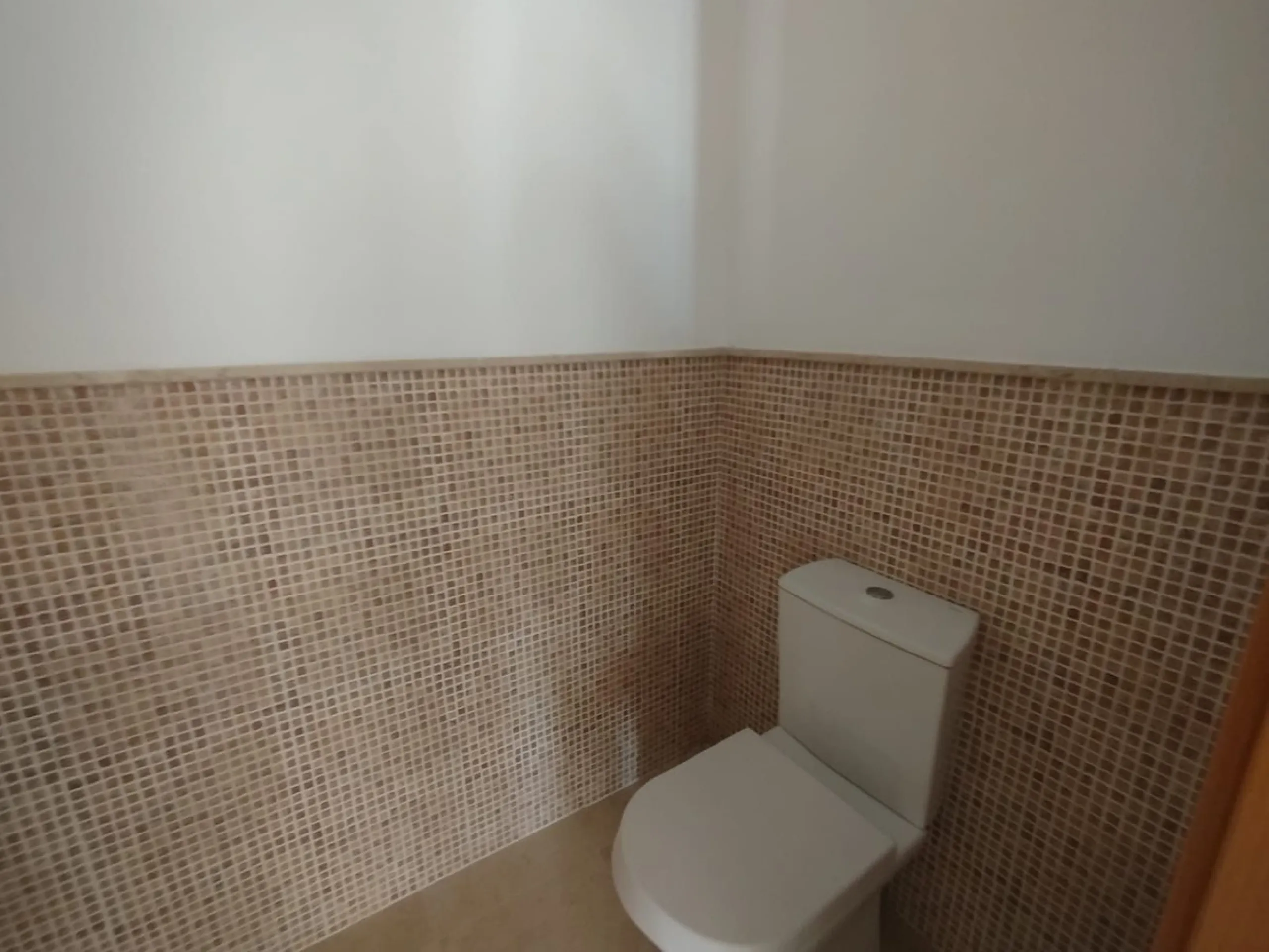 House - Townhouse в продаже в Casares, Málaga. В доме 3 спален и 3 ванных комнат. Площадь дома 266 м²
