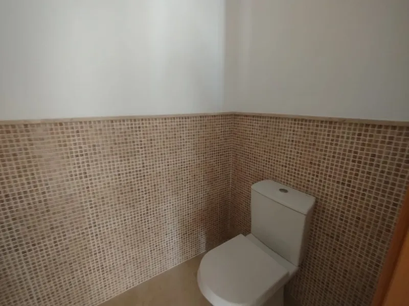 House - Townhouse в продаже в Casares, Málaga. В доме 3 спален и 3 ванных комнат. Площадь дома 266 м²
