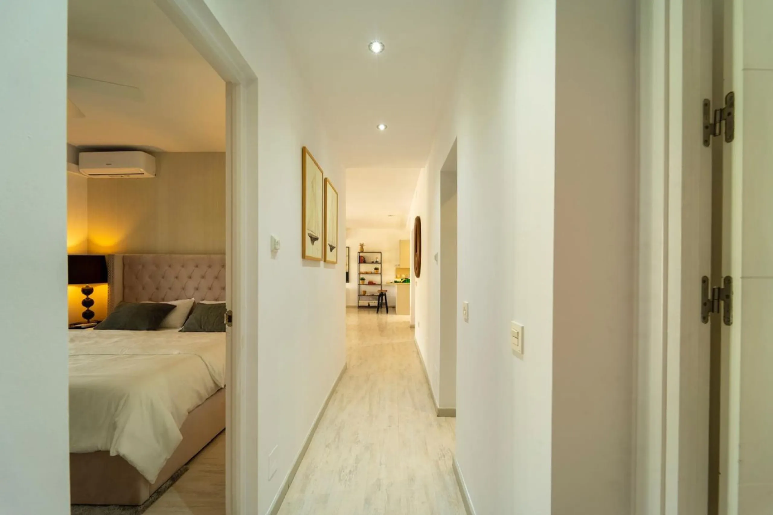 This cozy villa is situated just a short walk from the beach, offering easy access and proximity to various amenities. The property has been fully renovated and redecorated, ensuring a modern and comfortable living space. Nice sea views from roof solarium