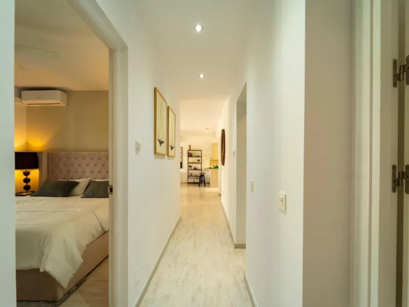 This cozy villa is situated just a short walk from the beach, offering easy access and proximity to various amenities. The property has been fully renovated and redecorated, ensuring a modern and comfortable living space. Nice sea views from roof solarium