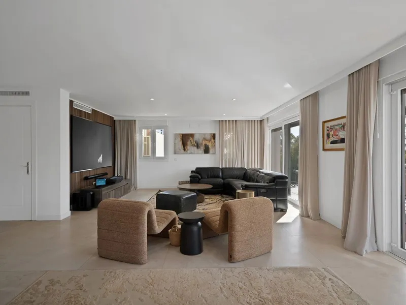 Set within one of Benalmádena's most sought-after residential enclaves, this exceptional detached villa is a refined expression of Mediterranean luxury, where contemporary comfort meets enduring Andalusian character.