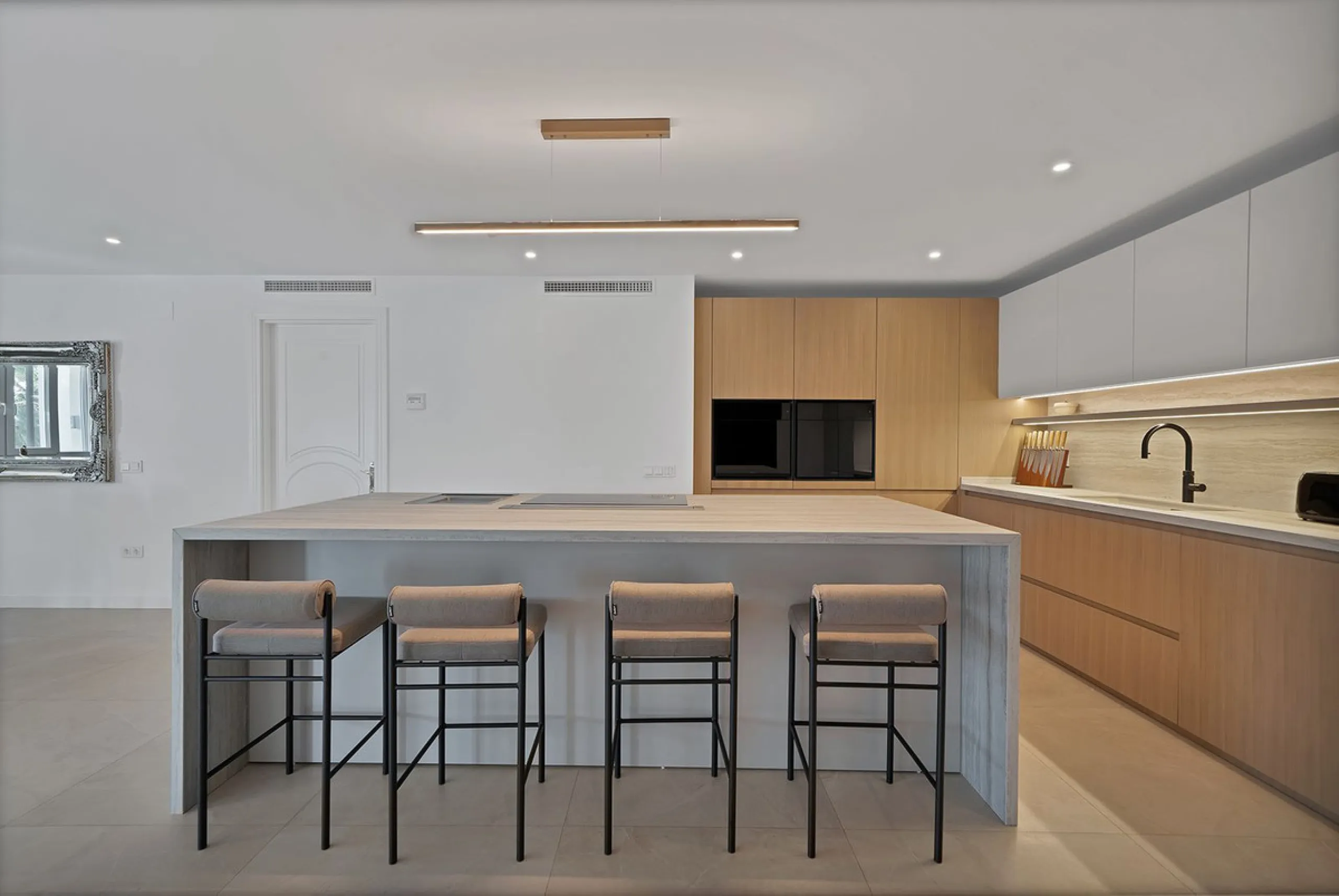 Set within one of Benalmádena's most sought-after residential enclaves, this exceptional detached villa is a refined expression of Mediterranean luxury, where contemporary comfort meets enduring Andalusian character.