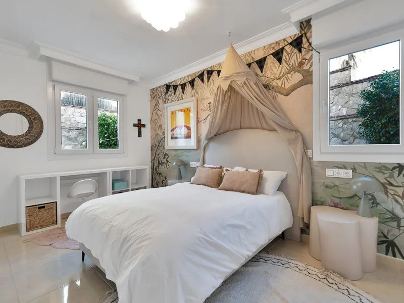Set within one of Benalmádena's most sought-after residential enclaves, this exceptional detached villa is a refined expression of Mediterranean luxury, where contemporary comfort meets enduring Andalusian character.