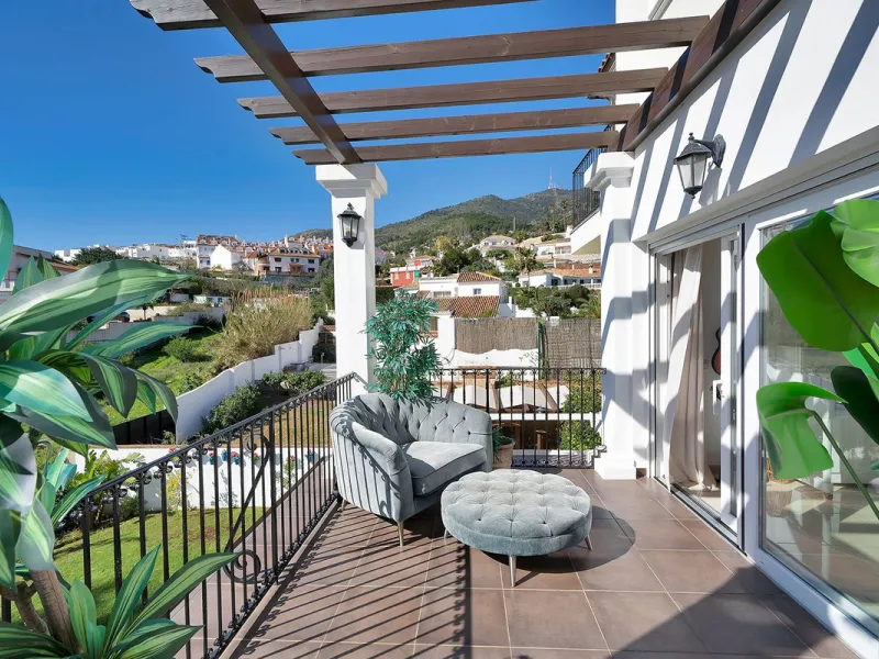 Set within one of Benalmádena's most sought-after residential enclaves, this exceptional detached villa is a refined expression of Mediterranean luxury, where contemporary comfort meets enduring Andalusian character.