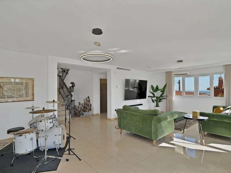 Set within one of Benalmádena's most sought-after residential enclaves, this exceptional detached villa is a refined expression of Mediterranean luxury, where contemporary comfort meets enduring Andalusian character.