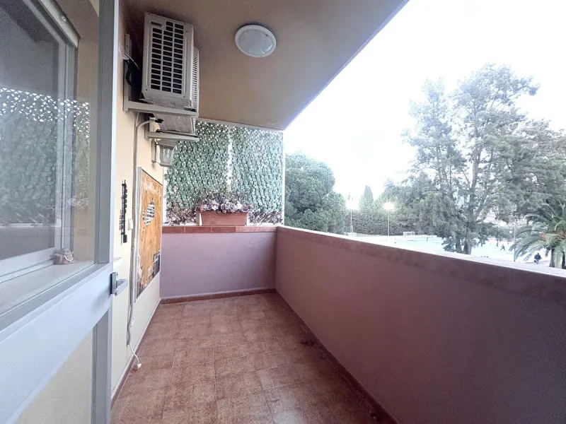 Apartment - Middle Floor Apartment в продаже в Marbella, Málaga. В доме 3 спален и 2 ванных комнат. Площадь дома 110 м²