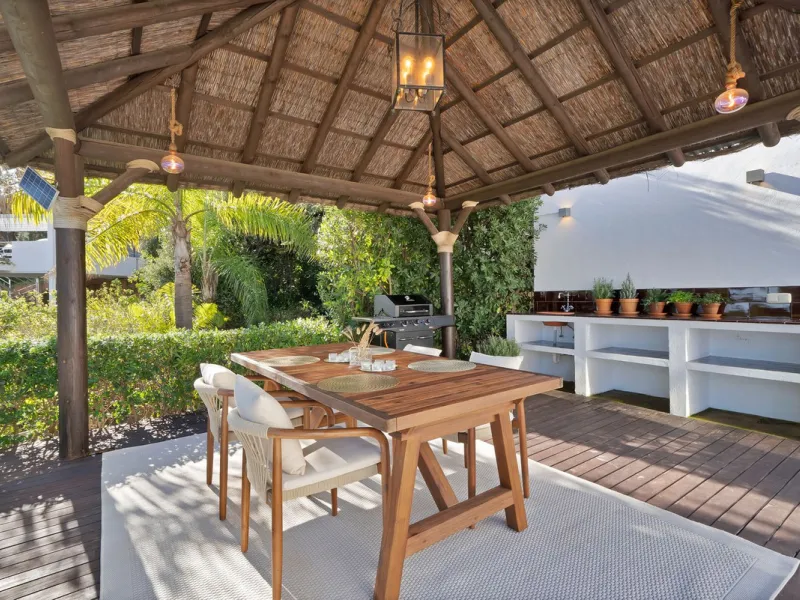 Set within the exclusive gated community of Monte Mayor, this exceptional south-facing detached villa offers breathtaking panoramic sea views from a generous 4,075m² plot. This villa stands out from most due to the elegant combination of Andalucian archit