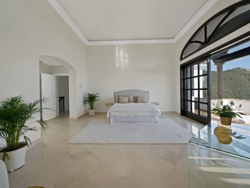 Set within the exclusive gated community of Monte Mayor, this exceptional south-facing detached villa offers breathtaking panoramic sea views from a generous 4,075m² plot. This villa stands out from most due to the elegant combination of Andalucian archit