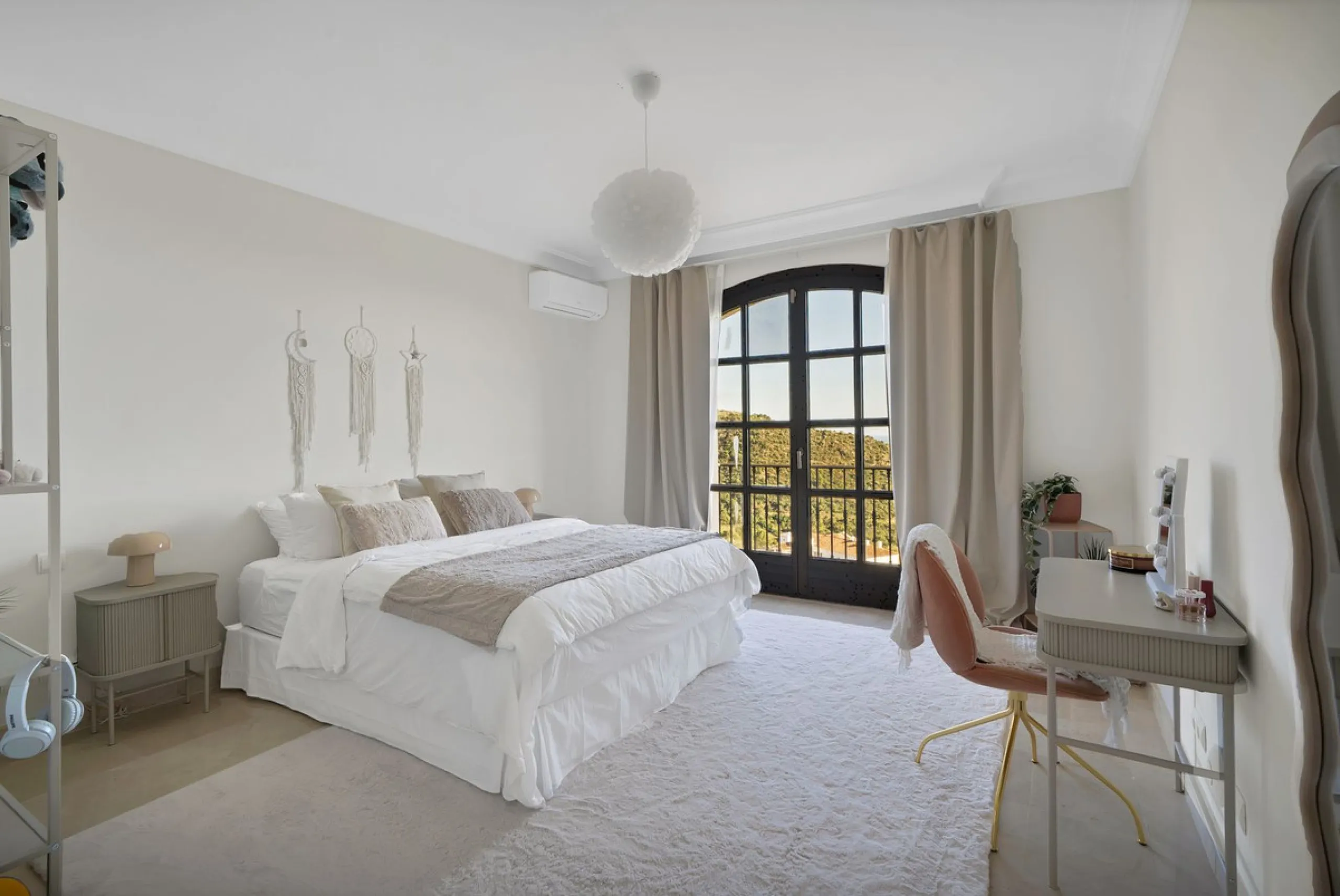 Set within the exclusive gated community of Monte Mayor, this exceptional south-facing detached villa offers breathtaking panoramic sea views from a generous 4,075m² plot. This villa stands out from most due to the elegant combination of Andalucian archit