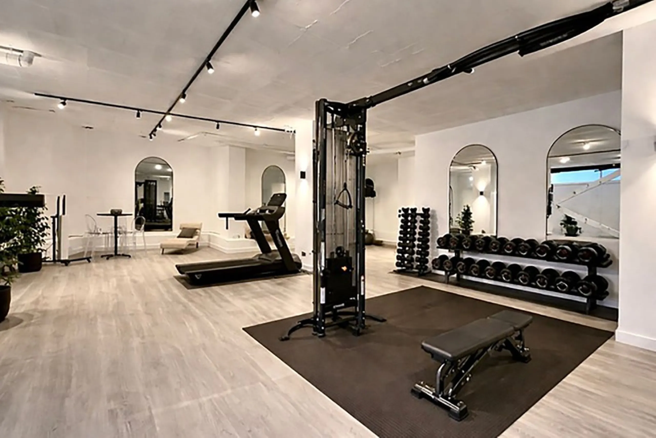 Set within the exclusive gated community of Monte Mayor, this exceptional south-facing detached villa offers breathtaking panoramic sea views from a generous 4,075m² plot. This villa stands out from most due to the elegant combination of Andalucian archit